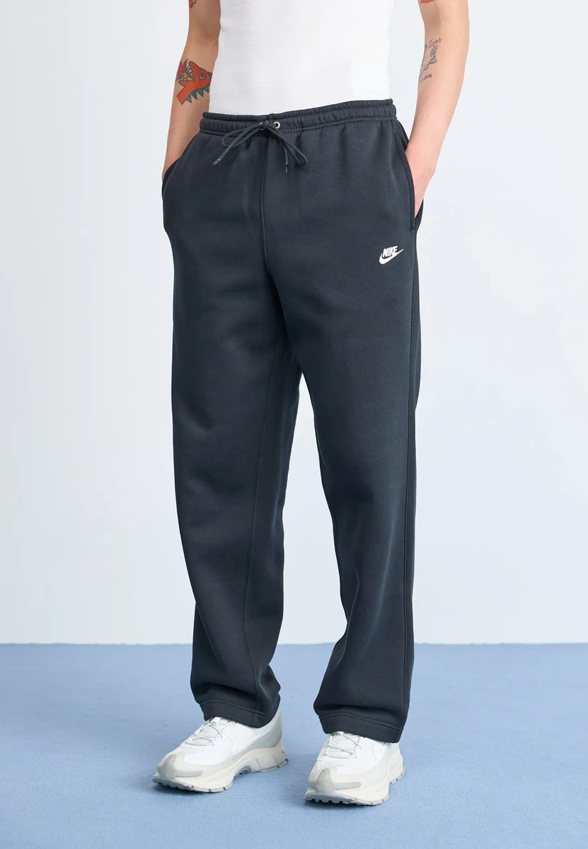 Nike Sportswear Pant — Чёрный