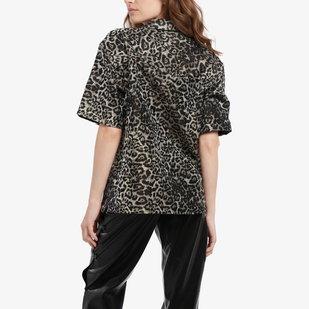 Short-Sleeve Shirt JEMI LEPPO with Animalier Print view 2
