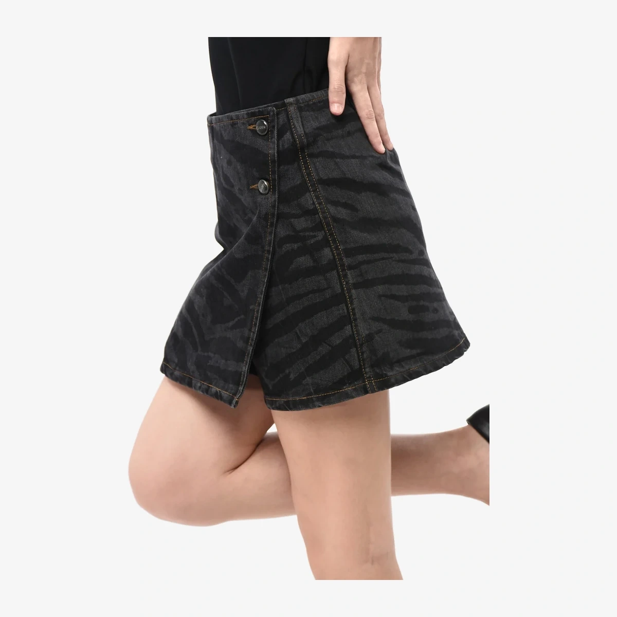 Denim Wrap Miniskirt with Animal Print вид 2