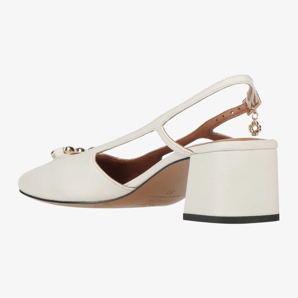 Pumps view 3
