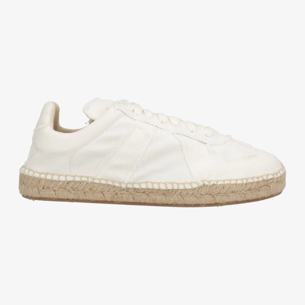 Maison Margiela Espadrilles in Ivory