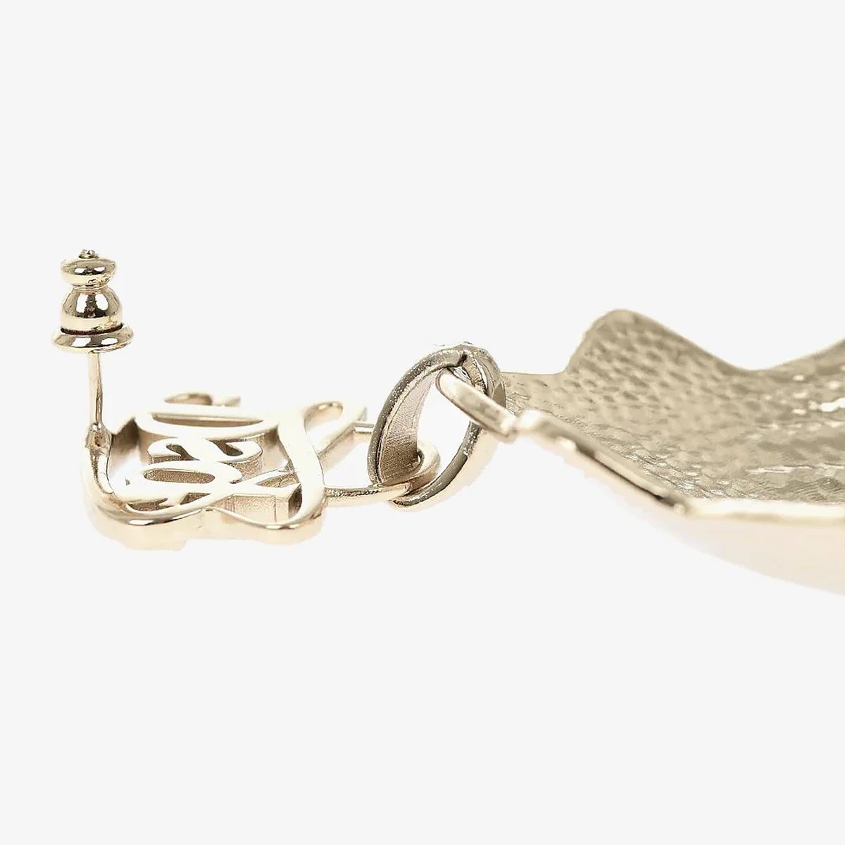 Maxi Single Shell-Shaped Earring view 3
