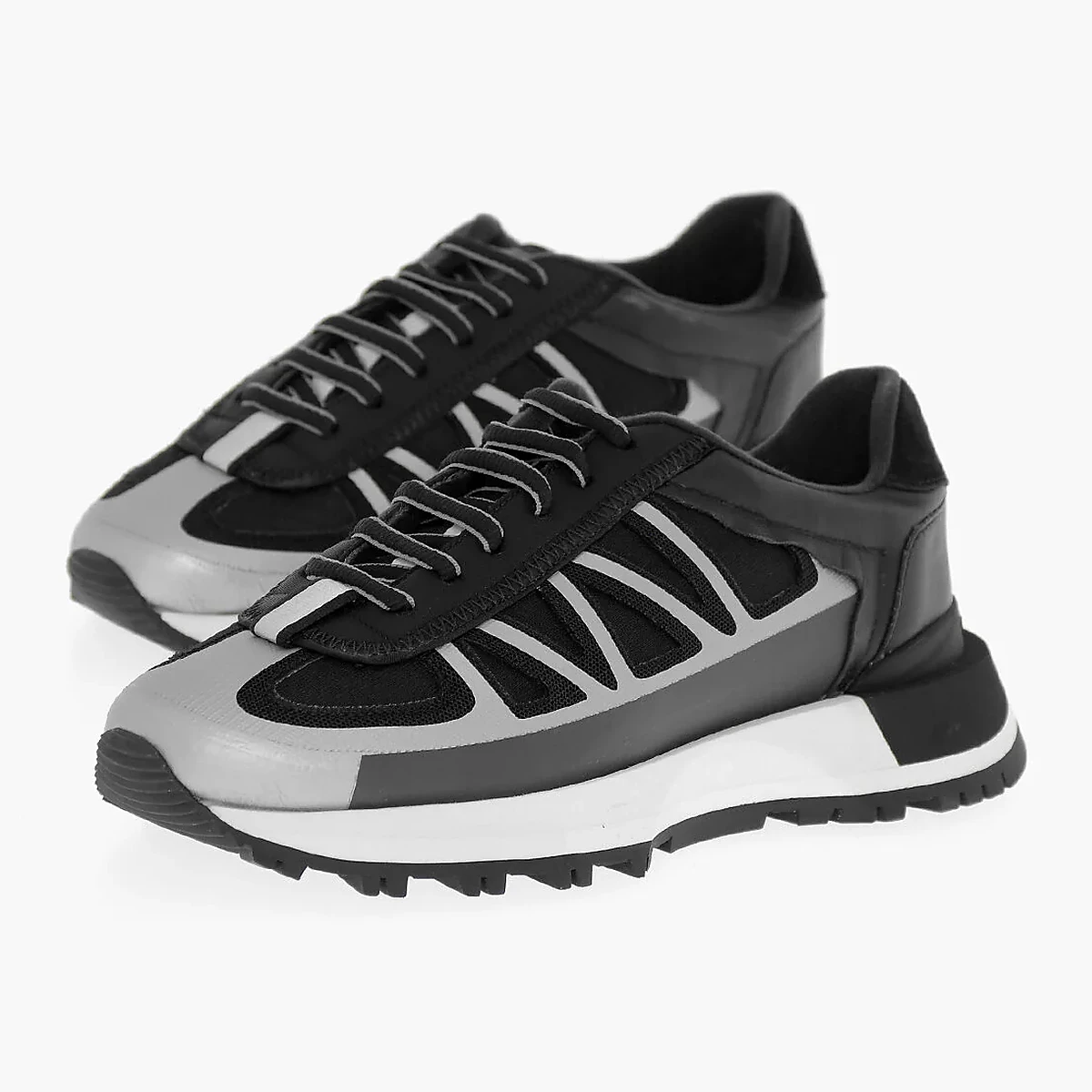 Maison Margiela MM22 Low-Top Sneakers with Contrast Details in Black