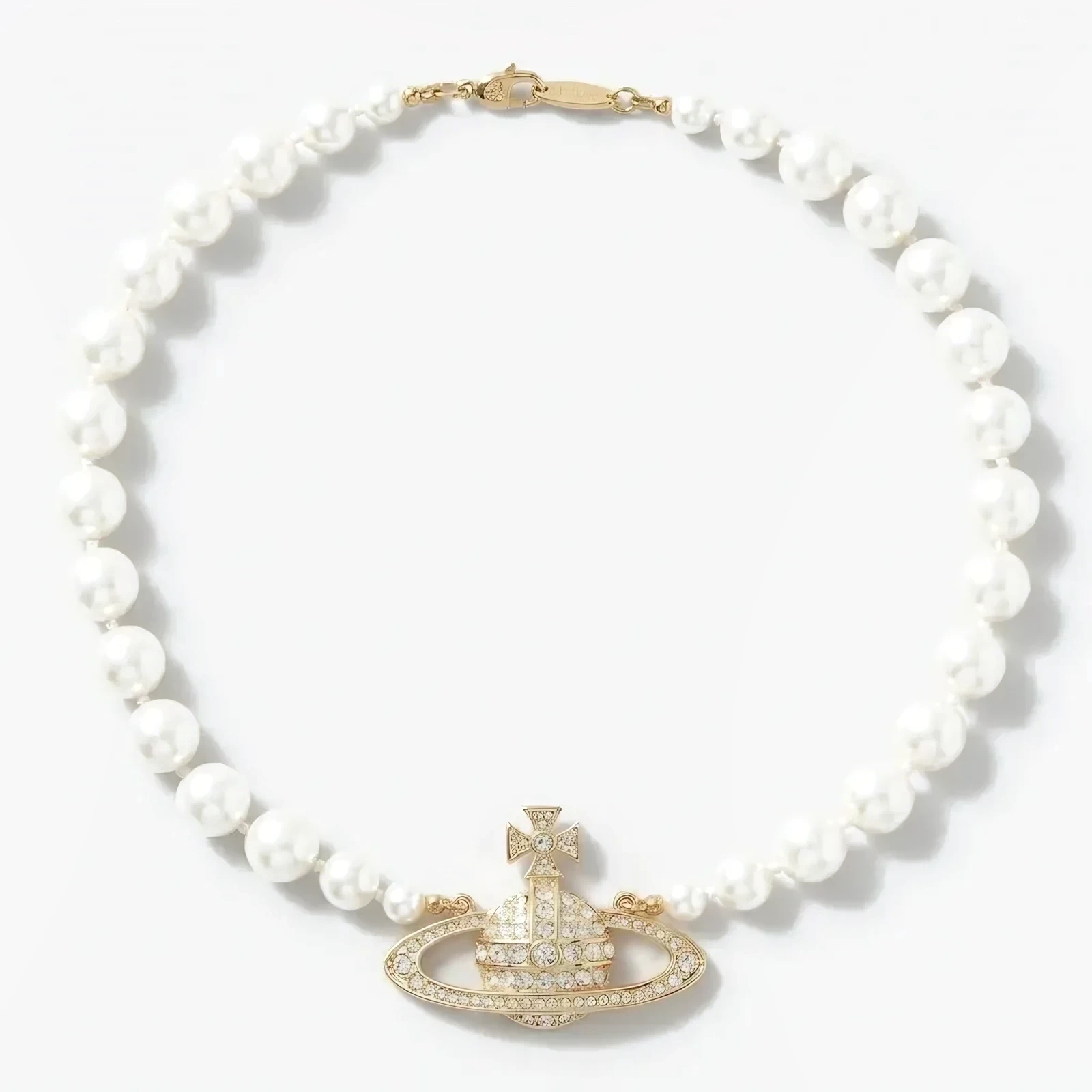Vivienne Westwood One Row Bas Relief Faux-Pearl Necklace in Gold