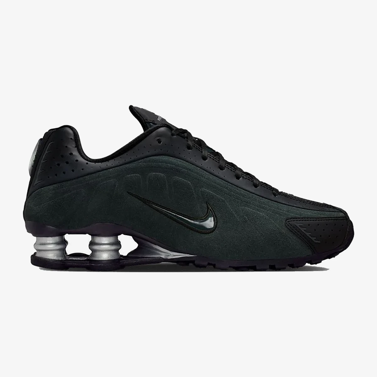 Nike Shox R4 Sneakers in Green