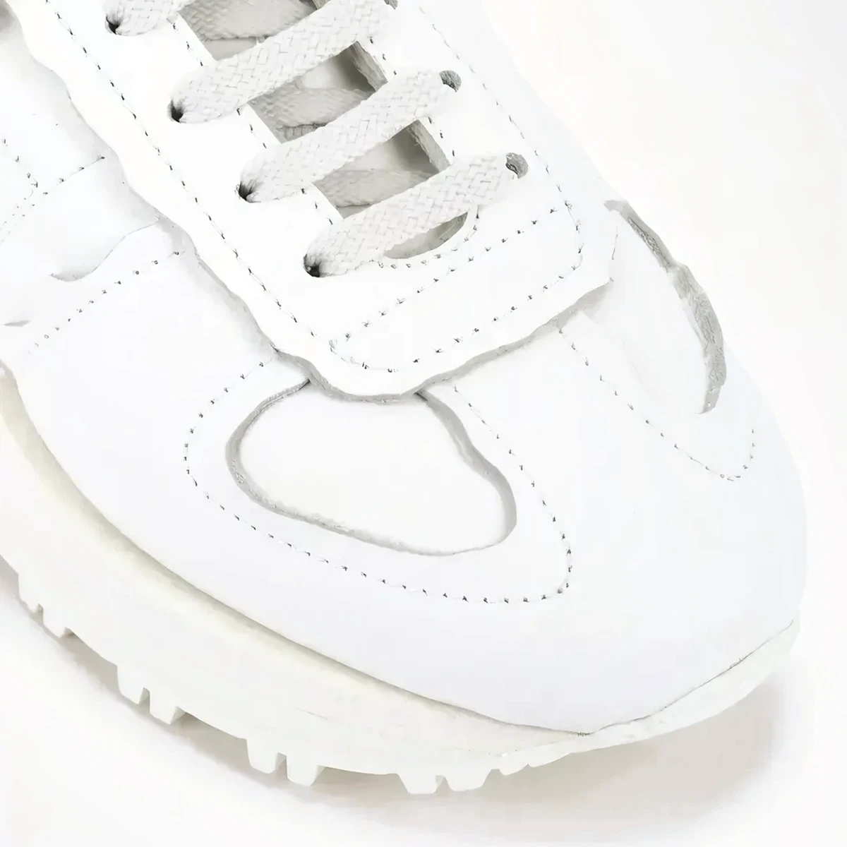 MM22 Solid-Color Leather Low-Top Sneakers ხედი 4